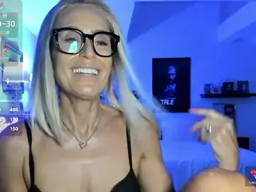 Stripchat Live Sex Cam of VelvetBarbie