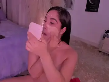 Stripchat Live Sex Cam of Sussy_Bell01