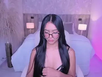 Stripchat Live Sex Cam of kylie_collins