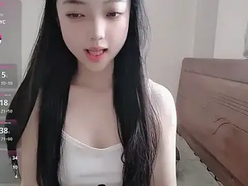 Stripchat Live Sex Cam of oblakitty_