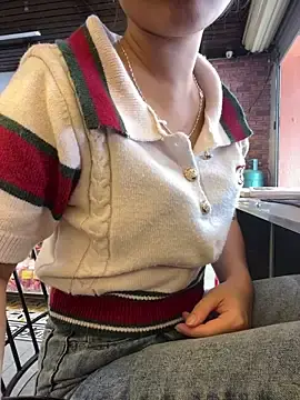 Stripchat Sex Cam of Lyn_bella