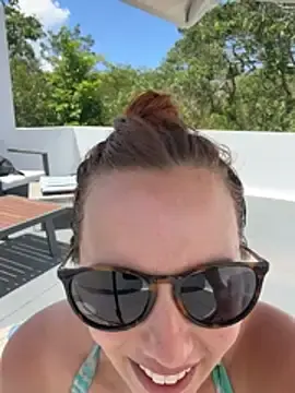 Stripchat Sex Chat of VistaWife_