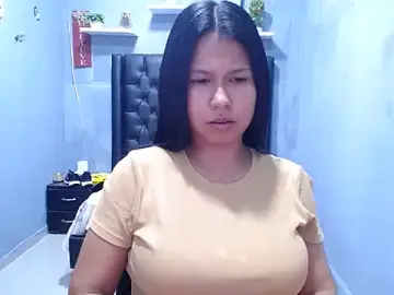 Stripchat Sex Chat of Letty_Plugxo