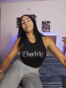 Stripchat Live Sex of charlotte_bayron02