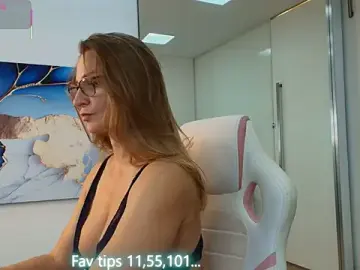 Stripchat Sex Chat of Milf_Tea