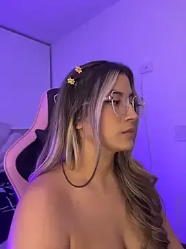 Stripchat Free Porn Cam of Issabela_G1