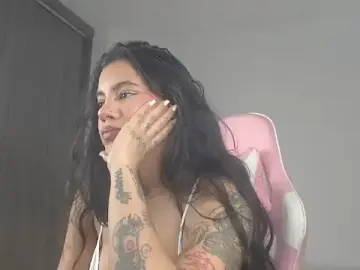 Stripchat Sex Cam of ObeyVal