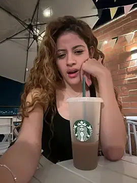 Stripchat Free Live Porn of alana15