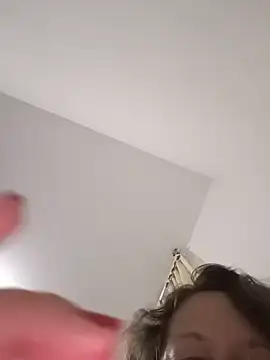 Stripchat Free Live Porn of Nikki_milf69