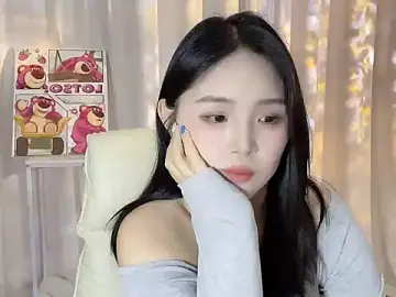Stripchat Adult Webcams of xiao--su