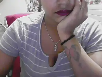 Stripchat Free Porn Cam of LovingPihu