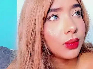 Stripchat Free Live Porn of HiilaryBrownn