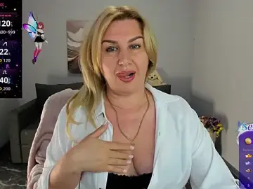 Stripchat Free Live Porn of Lili_Crossi