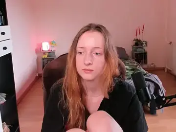 Stripchat Nude Webcam of OddlyFamiliar