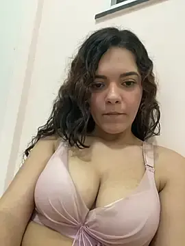 Stripchat Free Live Porn of BranquinhaRj177