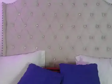 Stripchat Live Sex Cam of Abril_Squirt