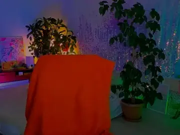 Stripchat Free Porn Cam of poli__