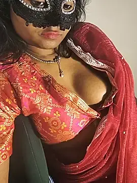 Stripchat Free Porn Cam of DIRTYSECRET_QUEEN_07