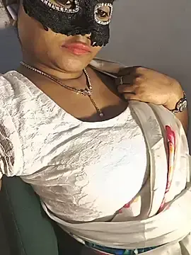 Stripchat Free Live Porn of DIRTYSECRET_QUEEN_07