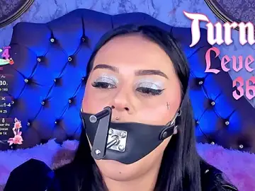 Stripchat Best live sex cam show of SoffiQueen