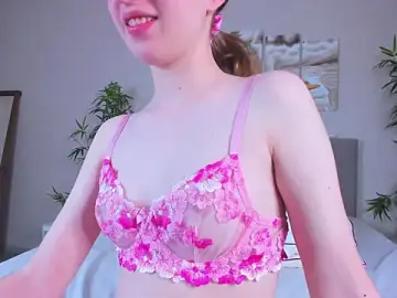 Stripchat Free Live Porn of Camilla_Kelly