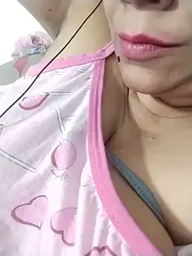 Stripchat Live Sex Cam of tharu_sweet