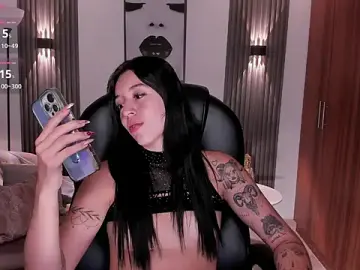 Stripchat Sex Cam of zoee_jackson