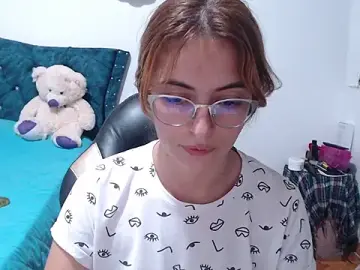 Stripchat Free Live Porn of Kate_lorens9