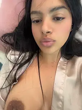 Stripchat Free Porn Cam of MeganHillss