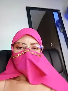 Stripchat Best live sex cam show of Eyad_H