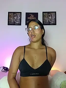 Stripchat Watch Live Sex Cams of Raven_stonee01