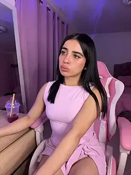Stripchat Free Live Porn of Emily-14