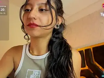 Stripchat Sex Cam of Sheilly_brown