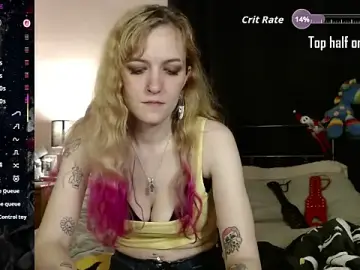 Stripchat Free Porn Cam of EllieeRose