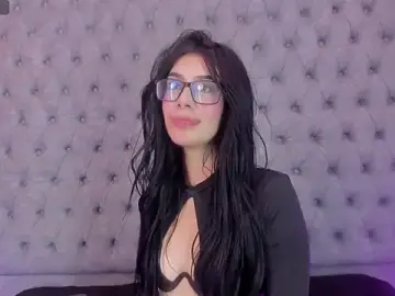 Stripchat Watch Live Sex Cams of Esmeralda_Belle
