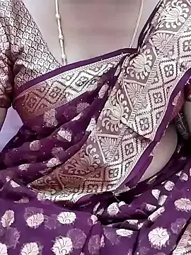 Stripchat Nude Webcam of Tamil_Hot_Kulfi