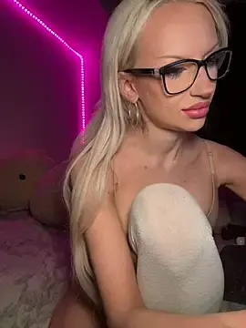 Stripchat Watch Live Sex Cams of katyaaxo