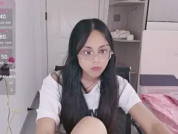 Stripchat Watch Live Sex Cams of yishan-22