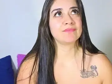 Stripchat Free Porn Cam of nahomi_sweett