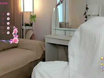 Stripchat Best live sex cam show of EmilyTrase
