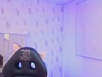 Stripchat Sex Cam of MARIANA_TAY1