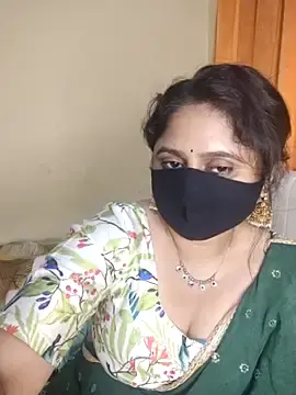 Stripchat Free Live Porn of Sravvi499