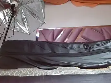 Stripchat Adult Webcam of morenahott1