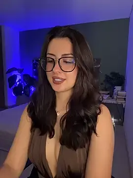 Stripchat Free Live Porn of EmaSaenz