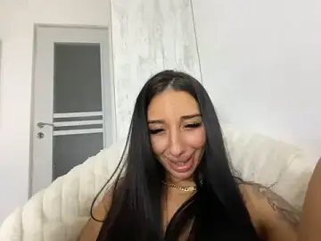 Stripchat Live Sex Cam of BlueEyes_BB