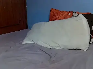 Stripchat Free Porn Cam of Queen_slim2