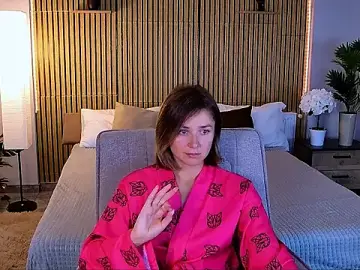 Stripchat Adult Video Chat of EmeraldGlow