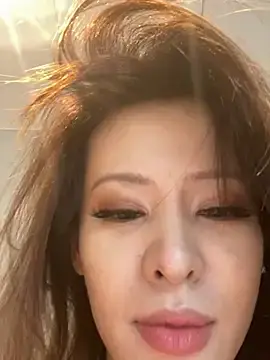 Stripchat Free Porn Cam of Sunflower-77