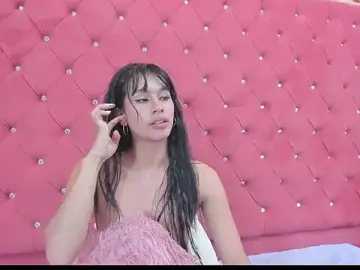 Stripchat Watch Live Sex Cams of Miaa_Davis_