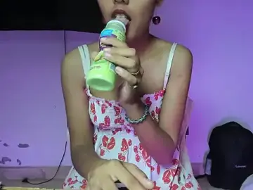 Stripchat Live Porn of Shanaya_xo